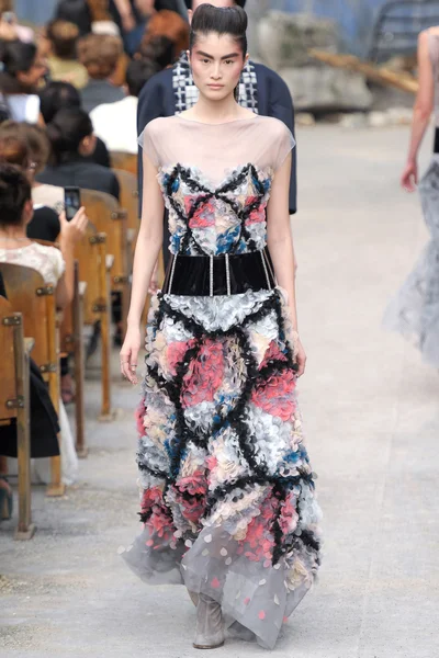 Look 54